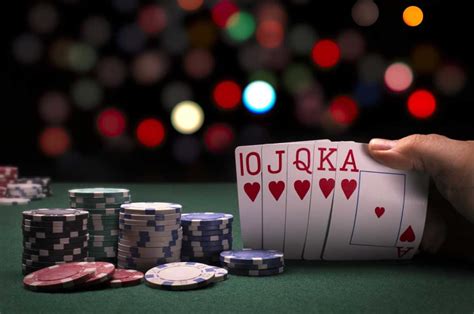 A área da baía de agenda de torneios de poker